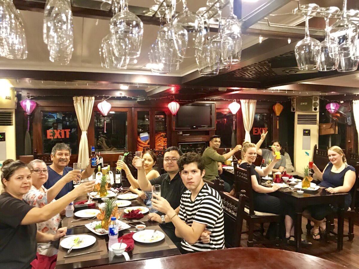 Hotel Halong Majestic Legend Cruise Hạ Long Exterior foto