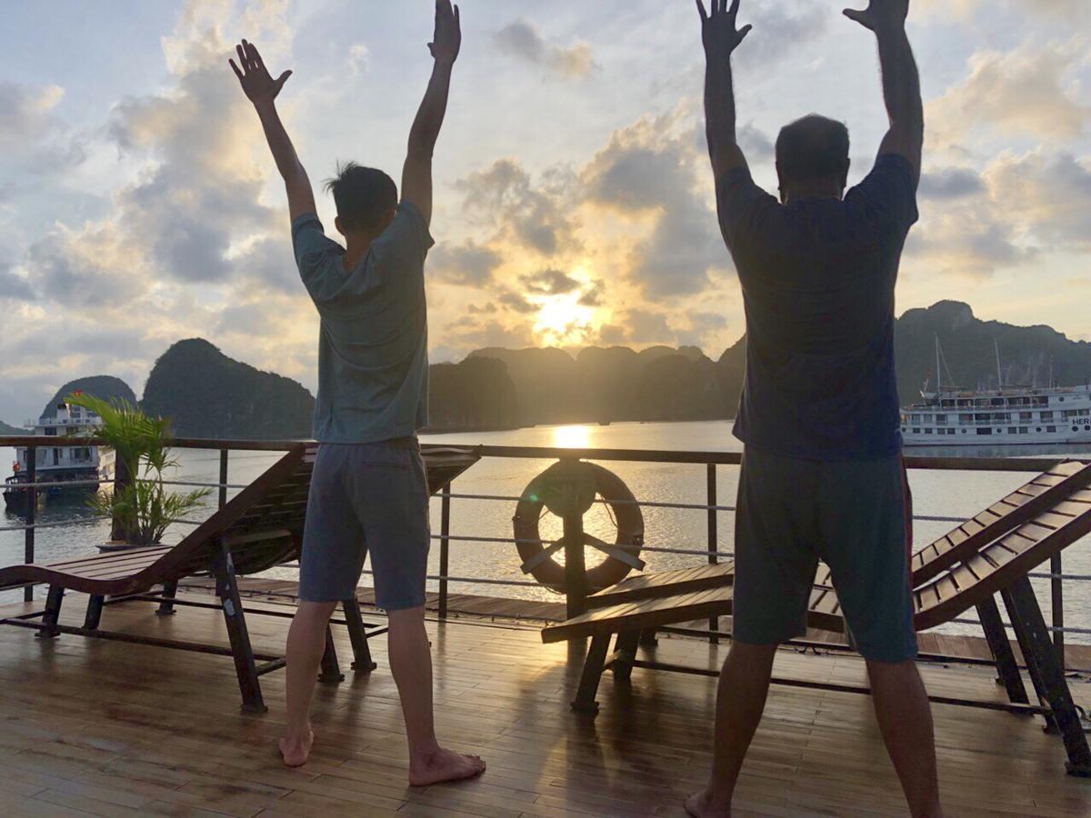 Hotel Halong Majestic Legend Cruise Hạ Long Exterior foto