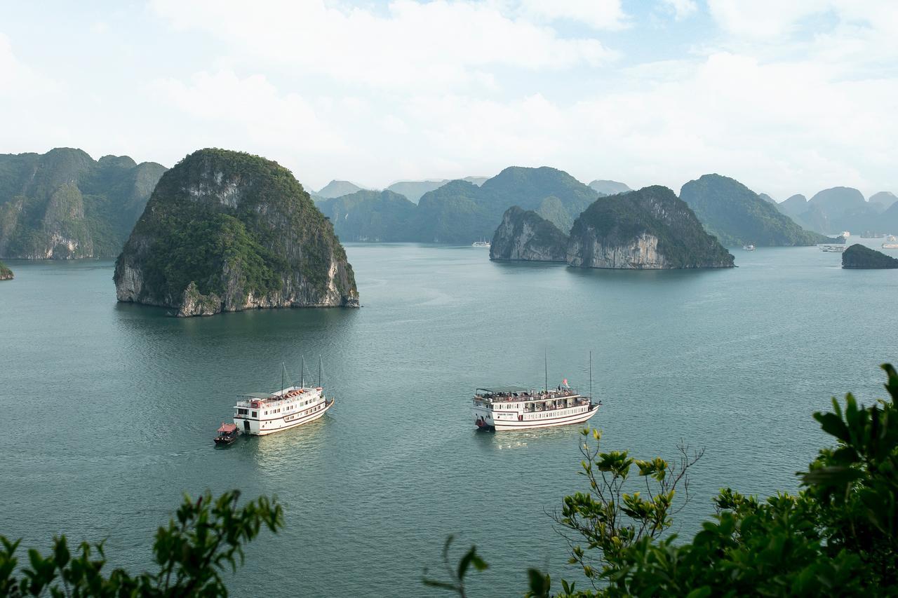 Hotel Halong Majestic Legend Cruise Hạ Long Exterior foto