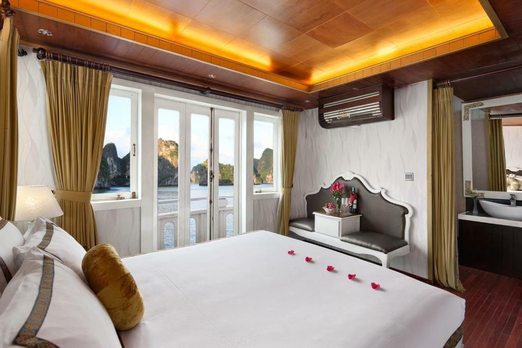 Hotel Halong Majestic Legend Cruise Hạ Long Exterior foto